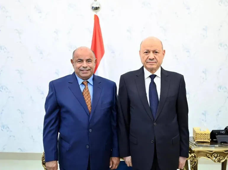 الرئيس العليمي يستدعي الخنبشي ويوجه بالتحقيق معه بعد رفضه تزويد كهرباء عدن بالنفط